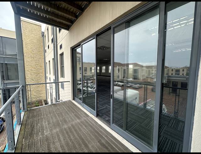 710M² OFFICE TO LET IN CENTURY CITY